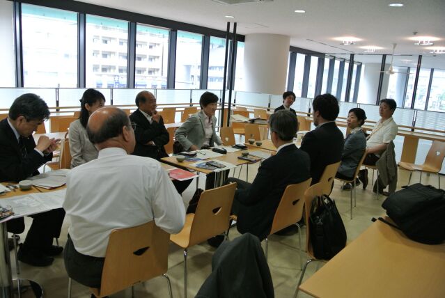 三者会議