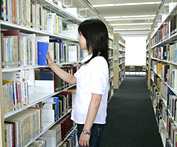 開架書架