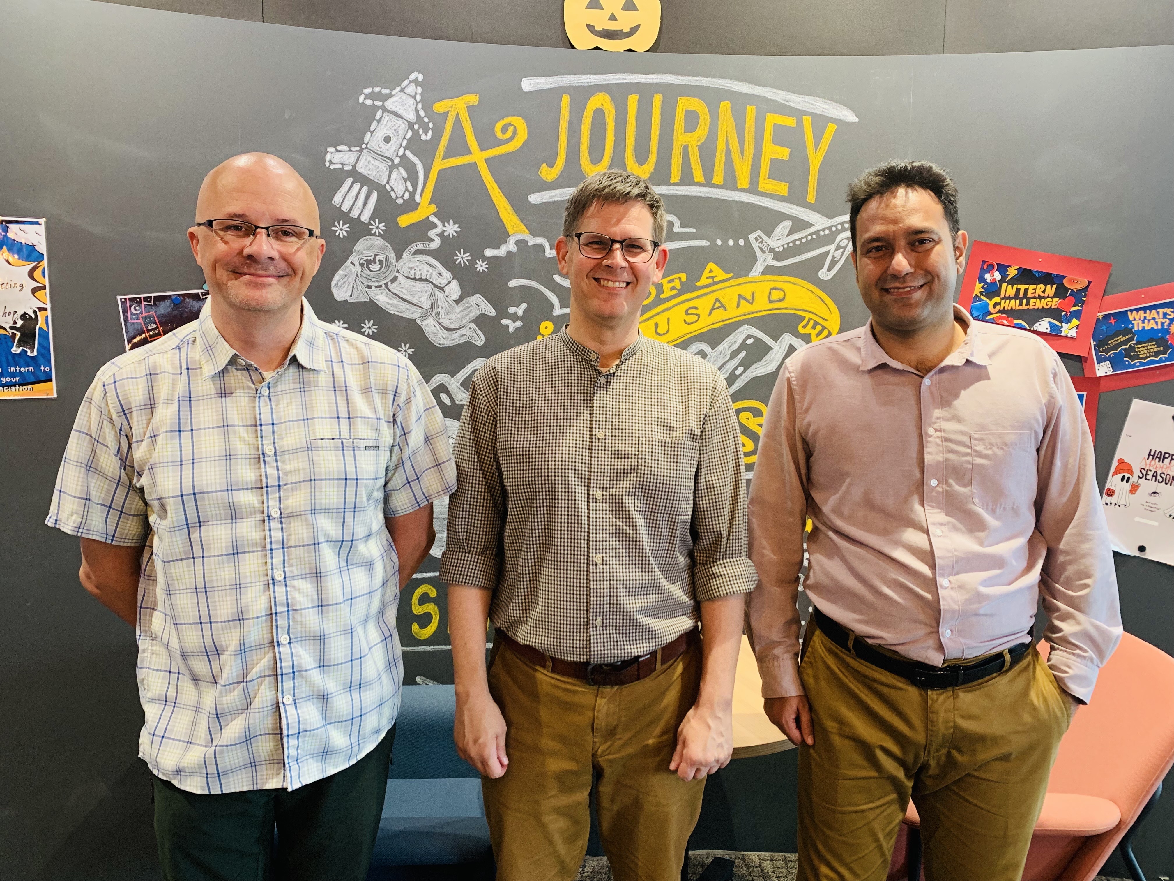 英語ラウンジのラーニング・アドバイザー(LA)たち