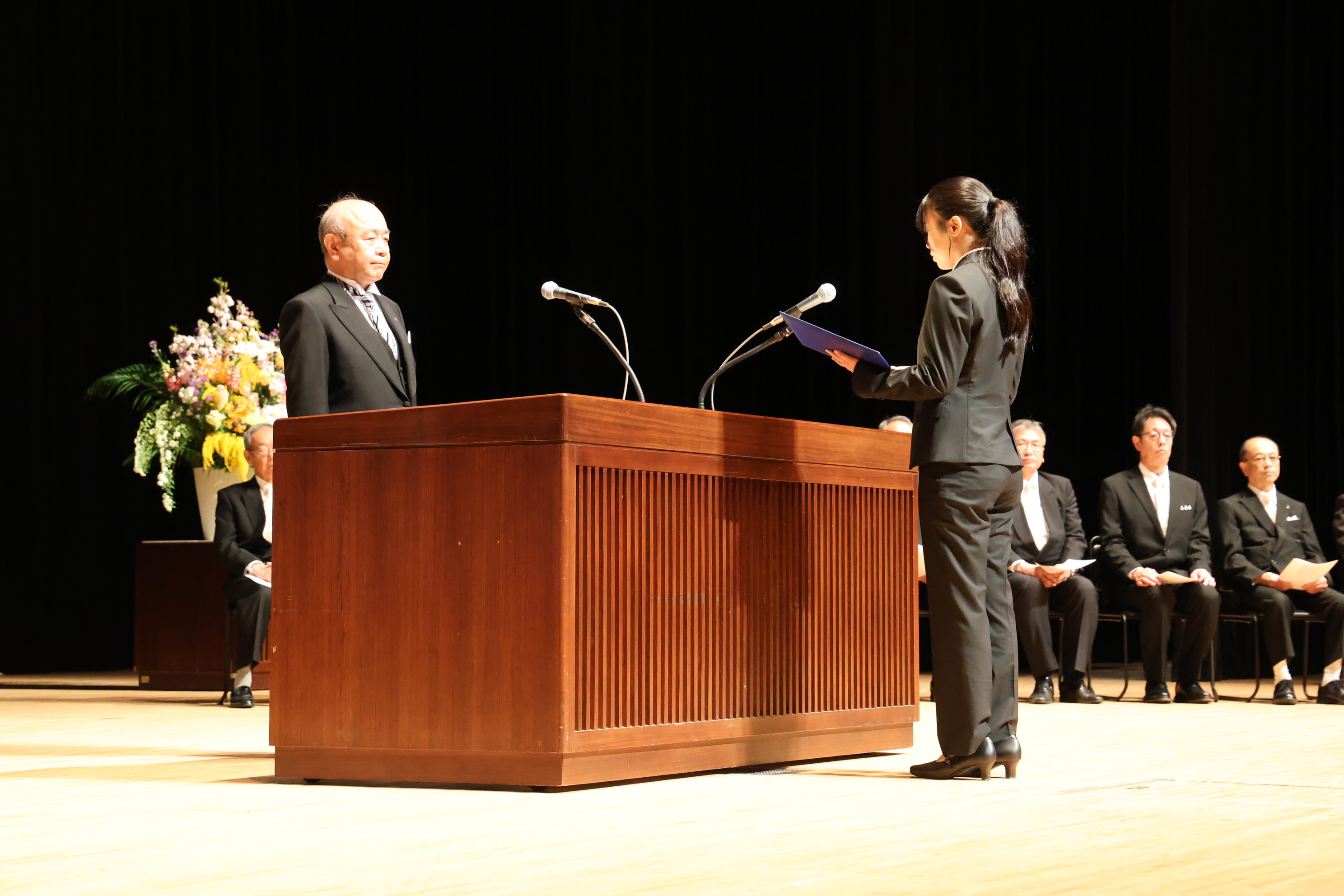 新入生代表者による宣誓